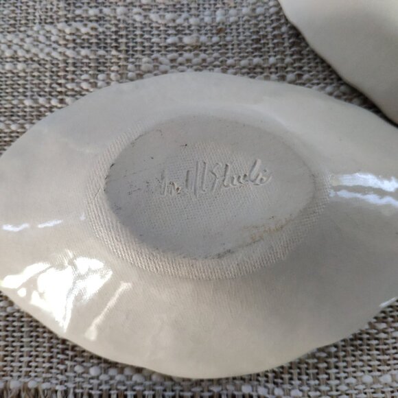 Studio Art Pottery Bowls Set of 2, Carol Smeraldo Hand Painted 12.5" and 6.75" - Picture 9 of 14